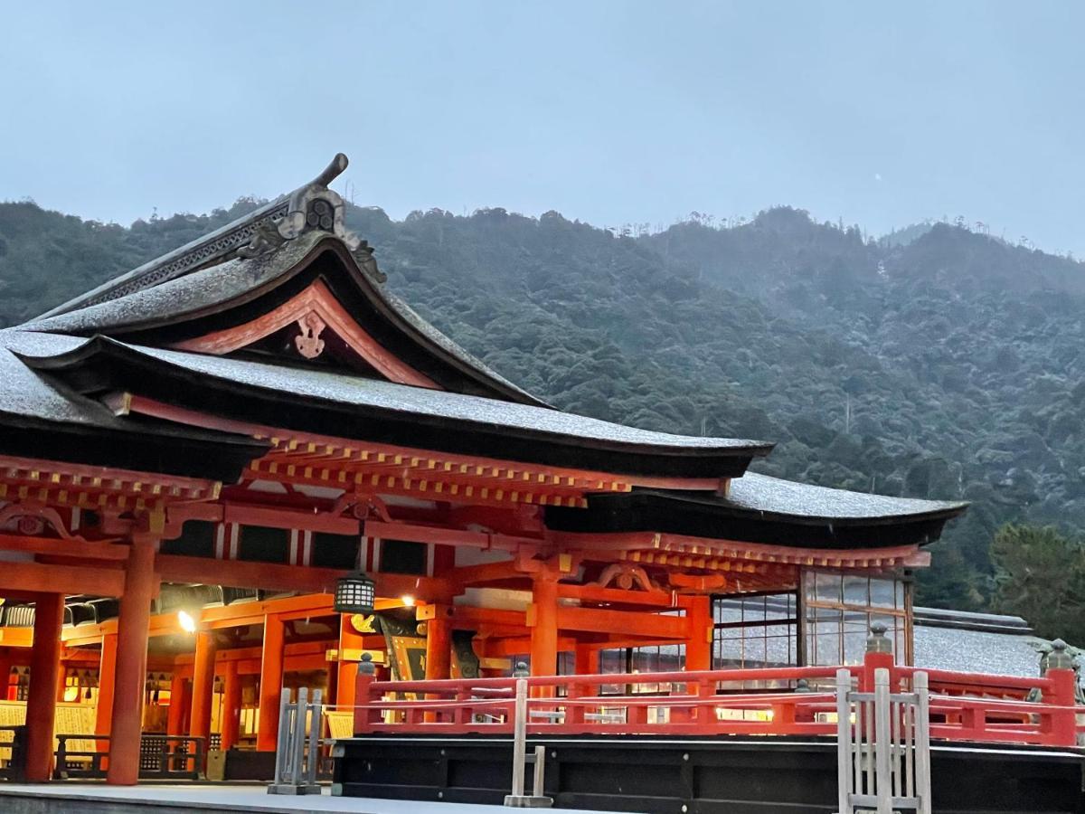 Miyajima Morinoyado Hotel Хатсукаичи Екстериор снимка