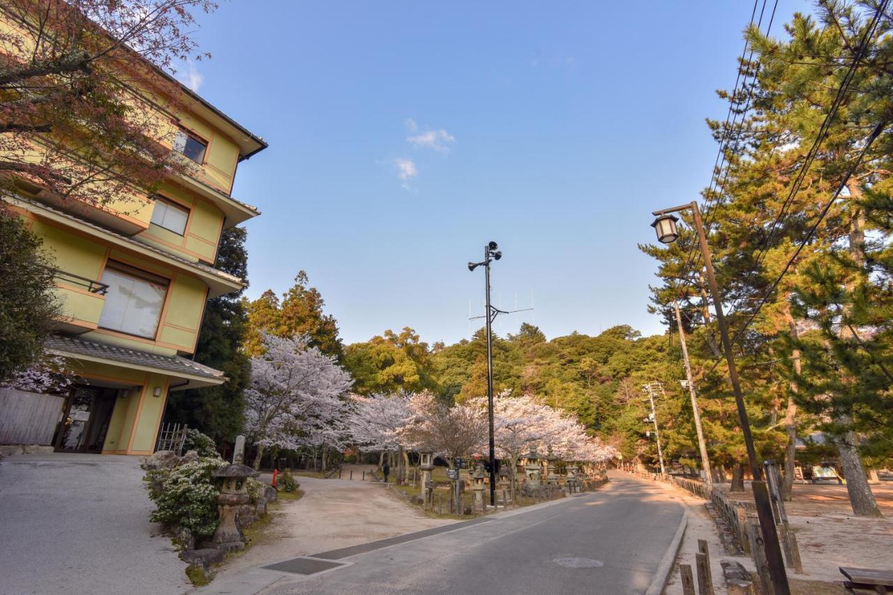 Miyajima Morinoyado Hotel Хатсукаичи Екстериор снимка