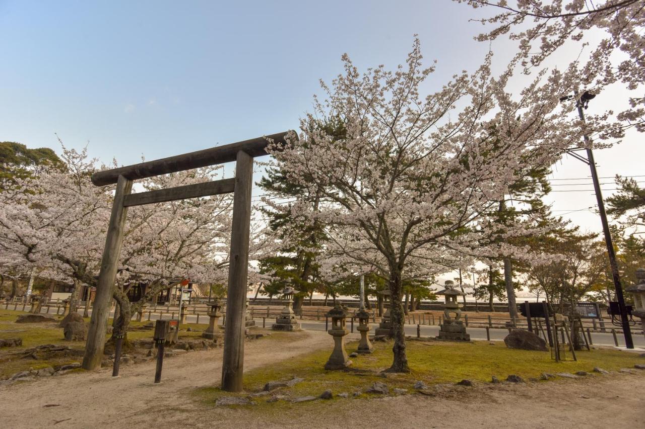 Miyajima Morinoyado Hotel Хатсукаичи Екстериор снимка